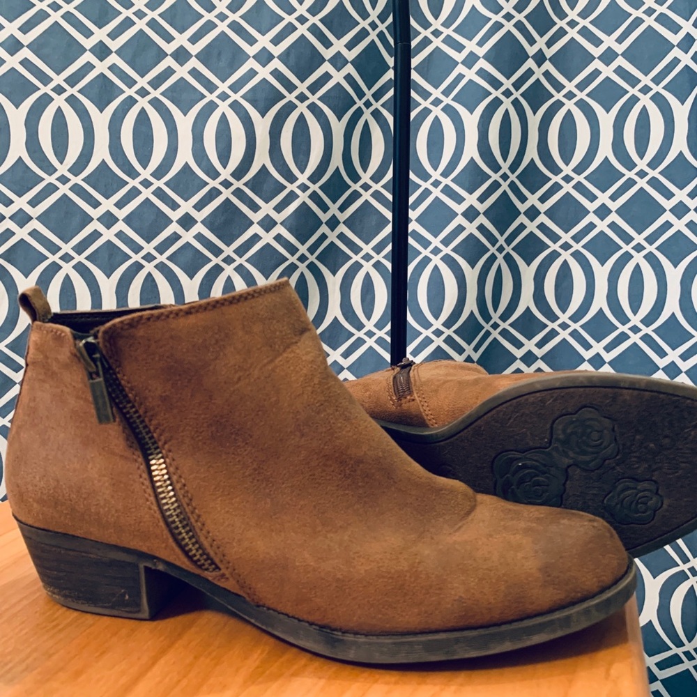 Brown boots